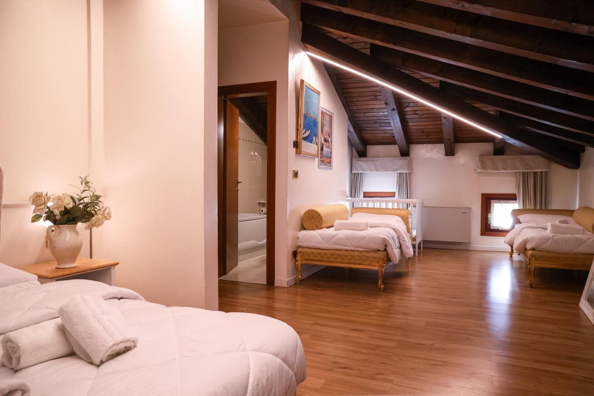 Hotel Villa Sara Местре Екстериор снимка